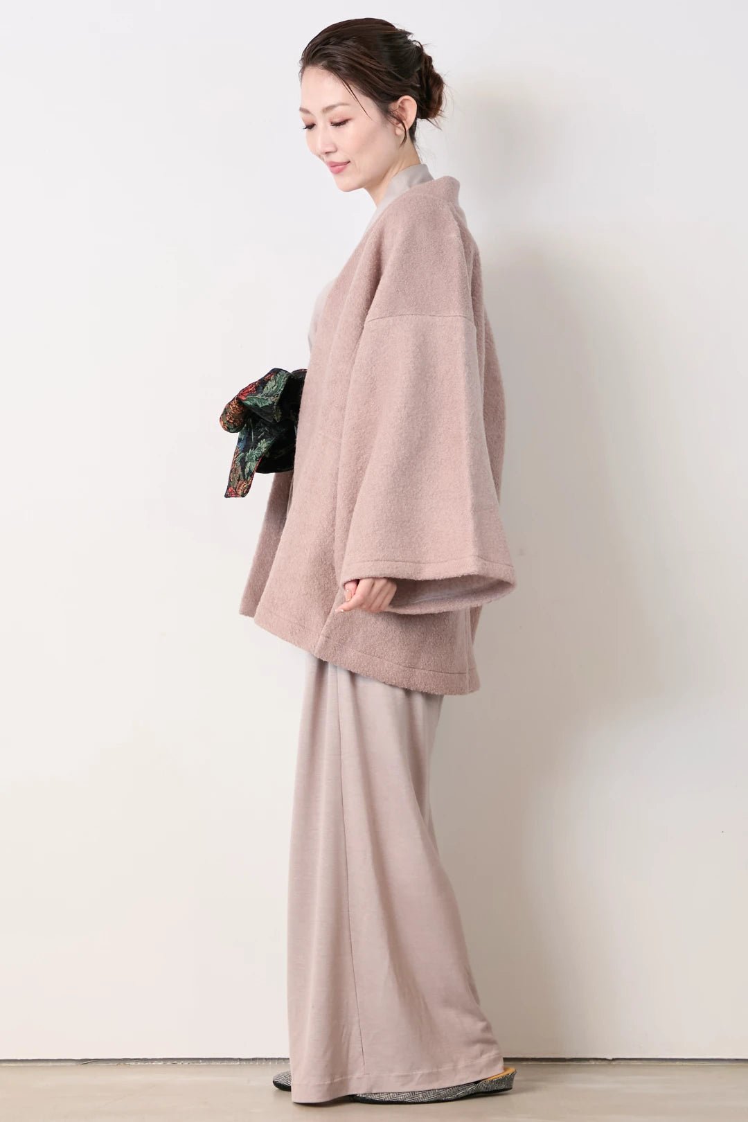 羽織ガウン(尾州ウール) - ブラウン - Haori Gown(Wool) - Brown - Nanafu|YUKATA Roomwear