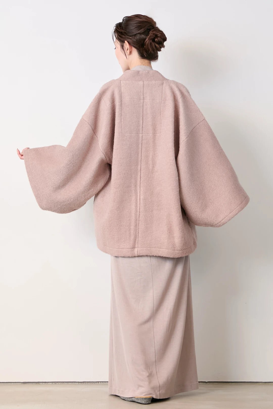 羽織ガウン(尾州ウール) - ブラウン - Haori Gown(Wool) - Brown - Nanafu|YUKATA Roomwear