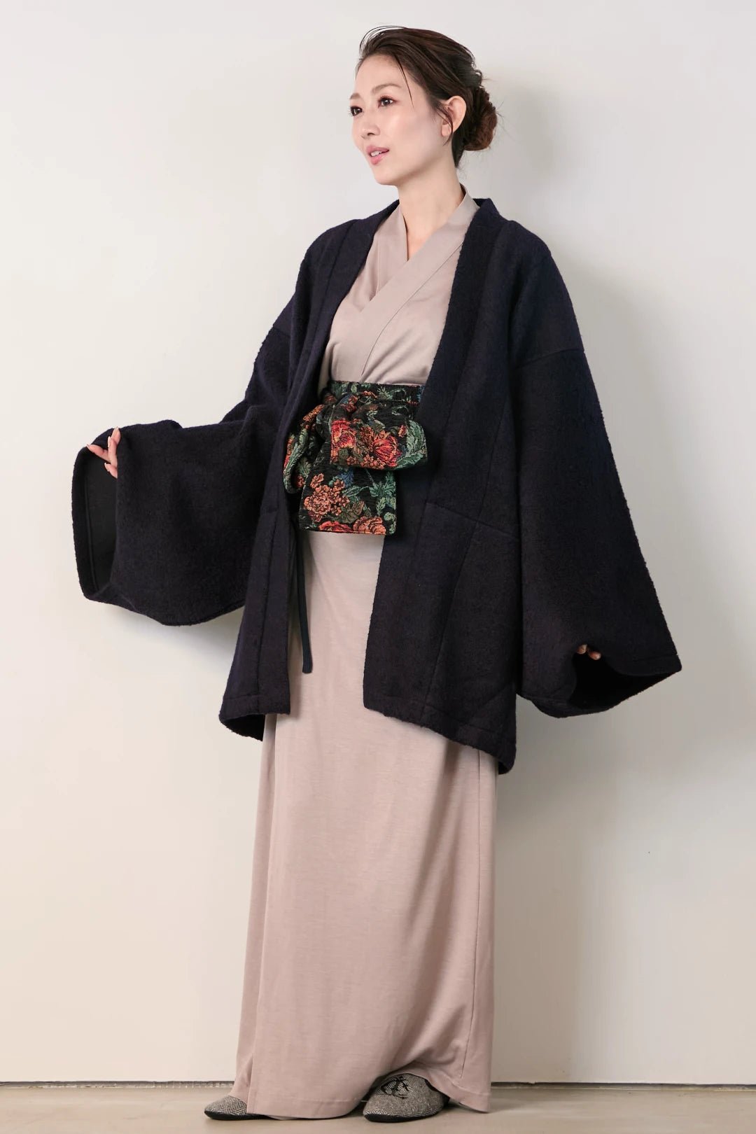 羽織ガウン(尾州ウール) - ネイビ - Haori Gown(Wool) - Navy - Nanafu|YUKATA Roomwear