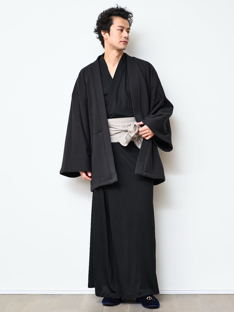 
                  
                    HAORI Heat (Black)
                  
                