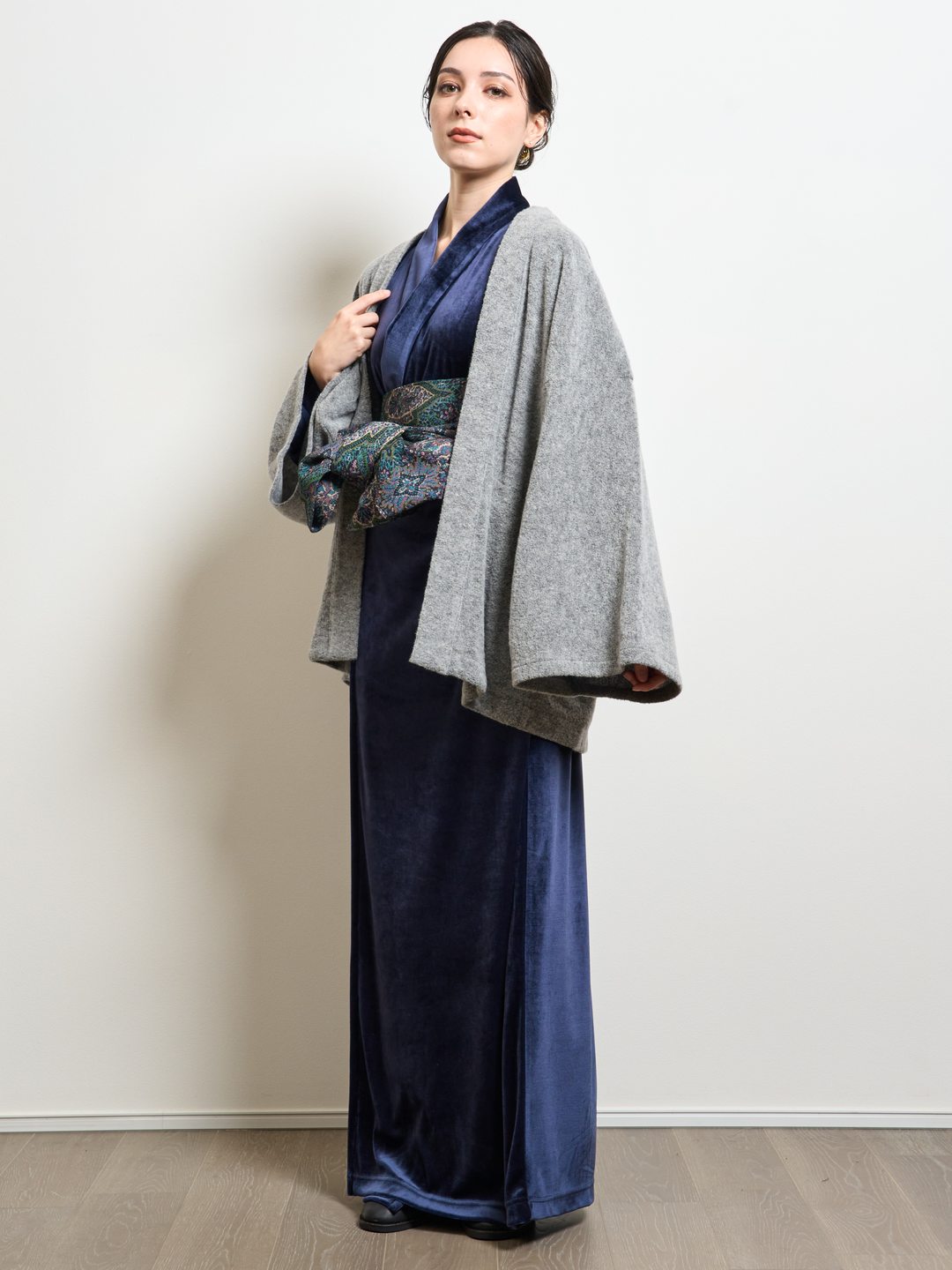 
                  
                    HAORI Cardigan Wool (Grey) KASHIWA Collaboration Color
                  
                