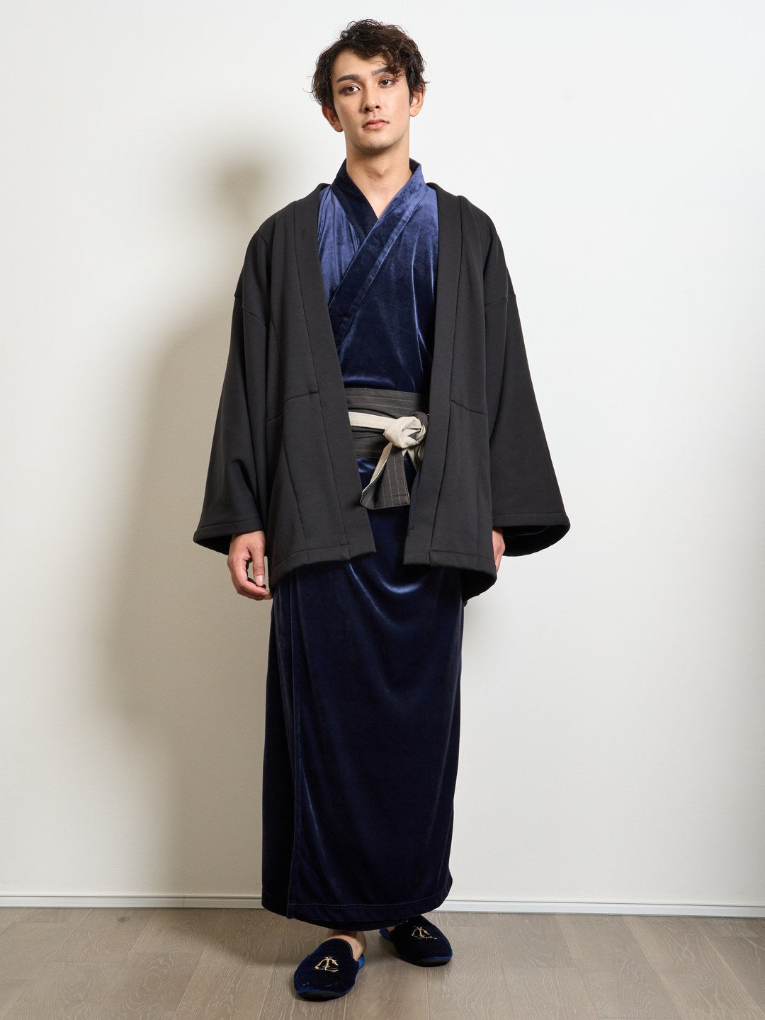 
                  
                    Haori Gown(Wool)-Brown-
                  
                