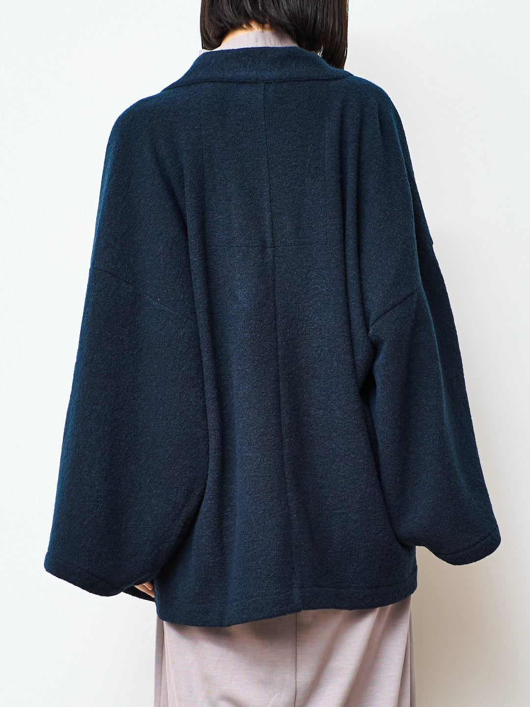 
                  
                    【11月中旬以降発送】HAORI カーディガン Wool (Deep Blue)
                  
                