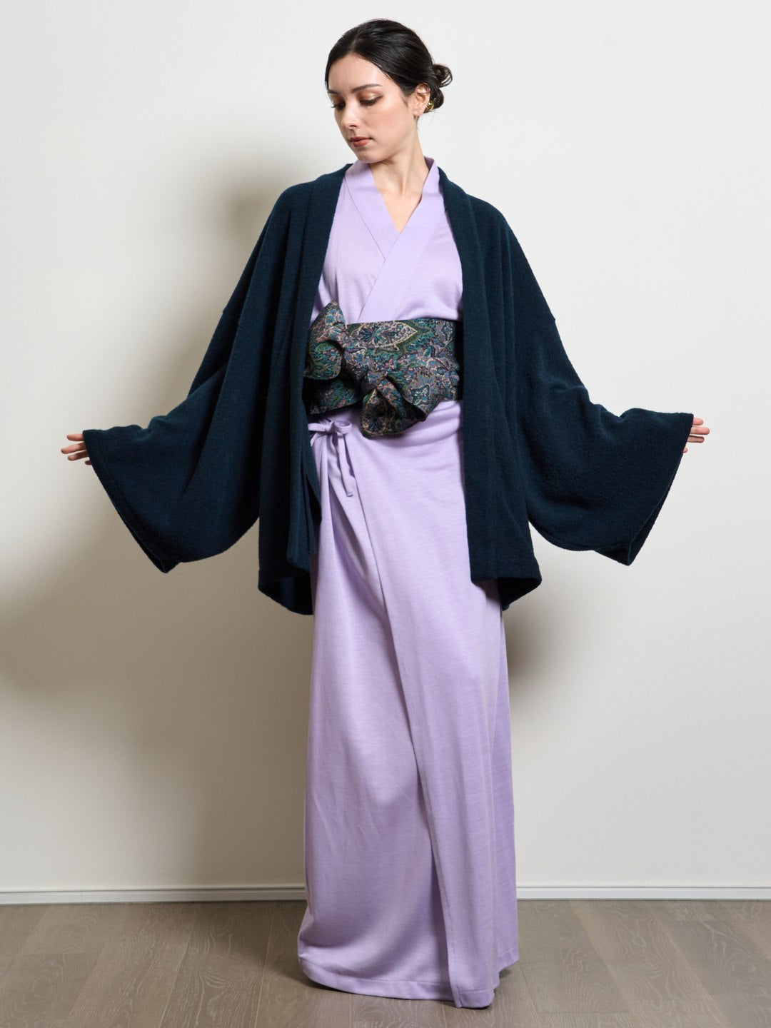 
                  
                    HAORI カーディガン Wool (Deep Blue)
                  
                