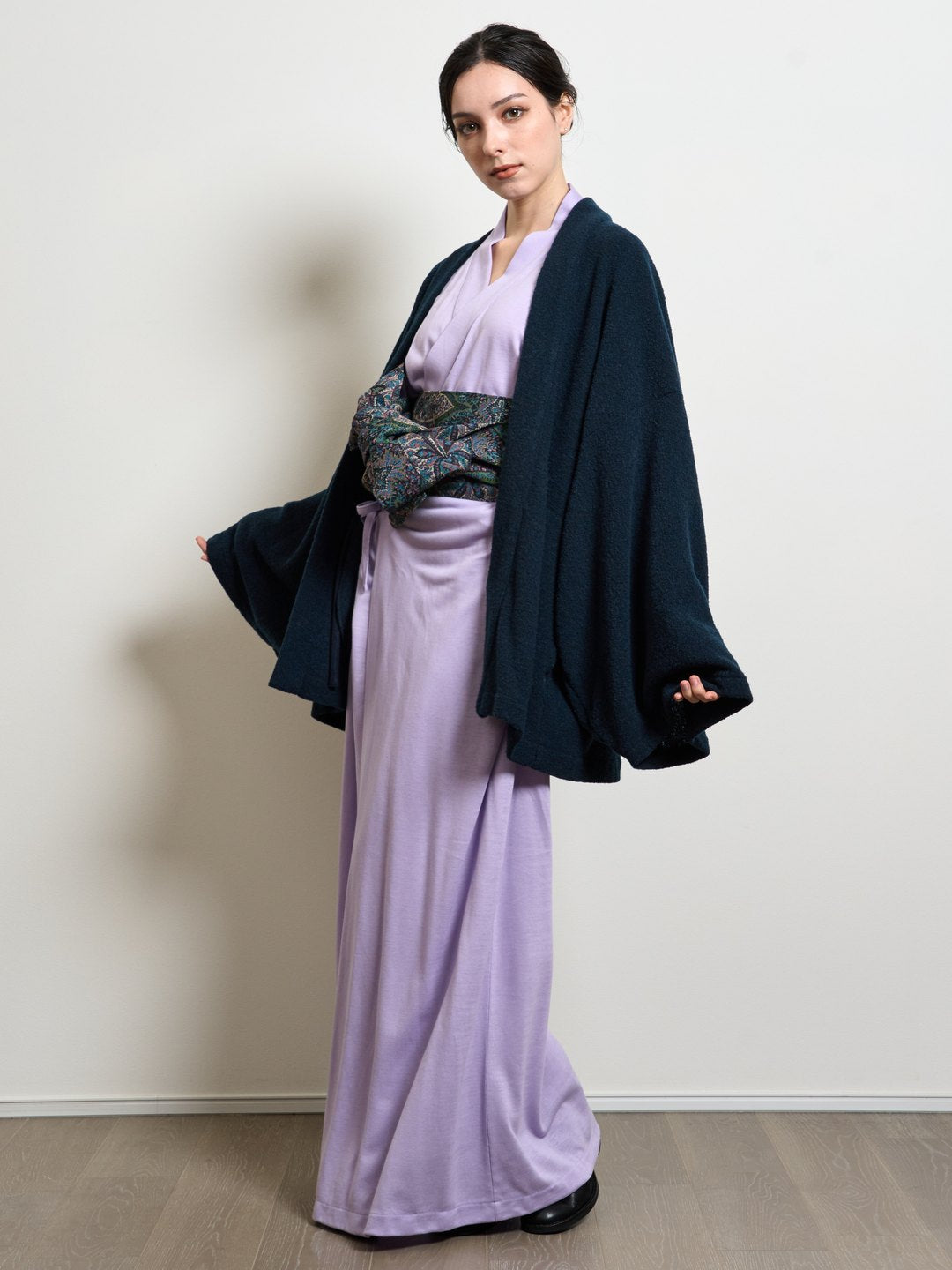 
                  
                    HAORI カーディガン Wool (Deep Blue)
                  
                