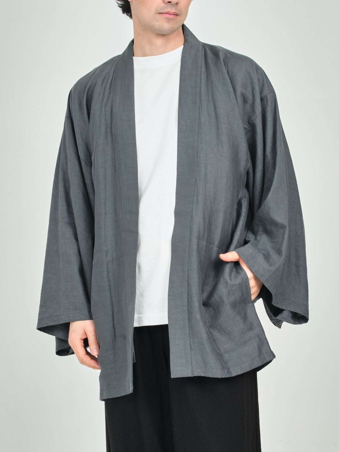 
                  
                    HAORI Linen (Charcoal / 墨黒)
                  
                