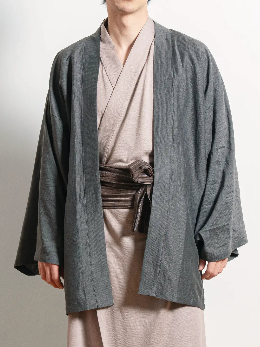 HAORI Linen (Charcoal / Ink black)