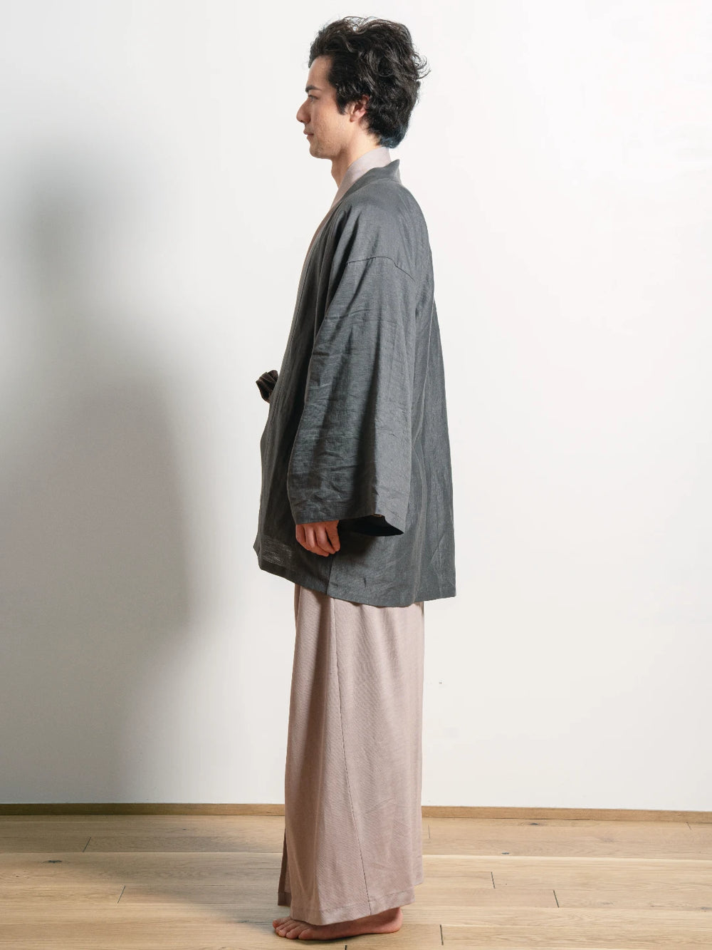 HAORI Linen (Charcoal / Ink black)