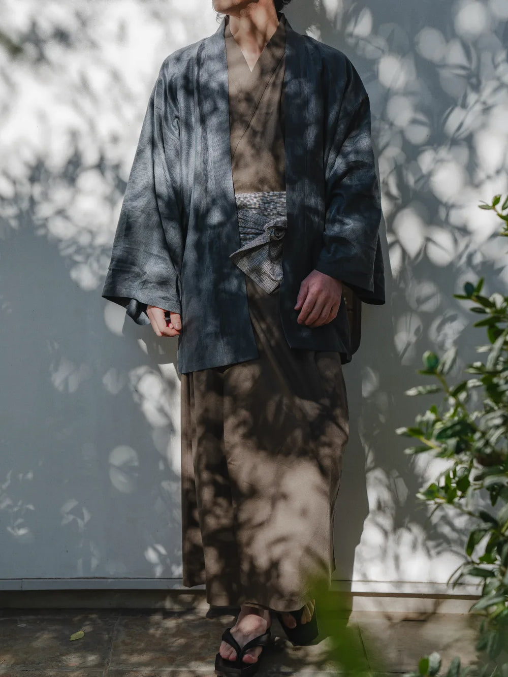 HAORI Linen (Charcoal / Ink black)