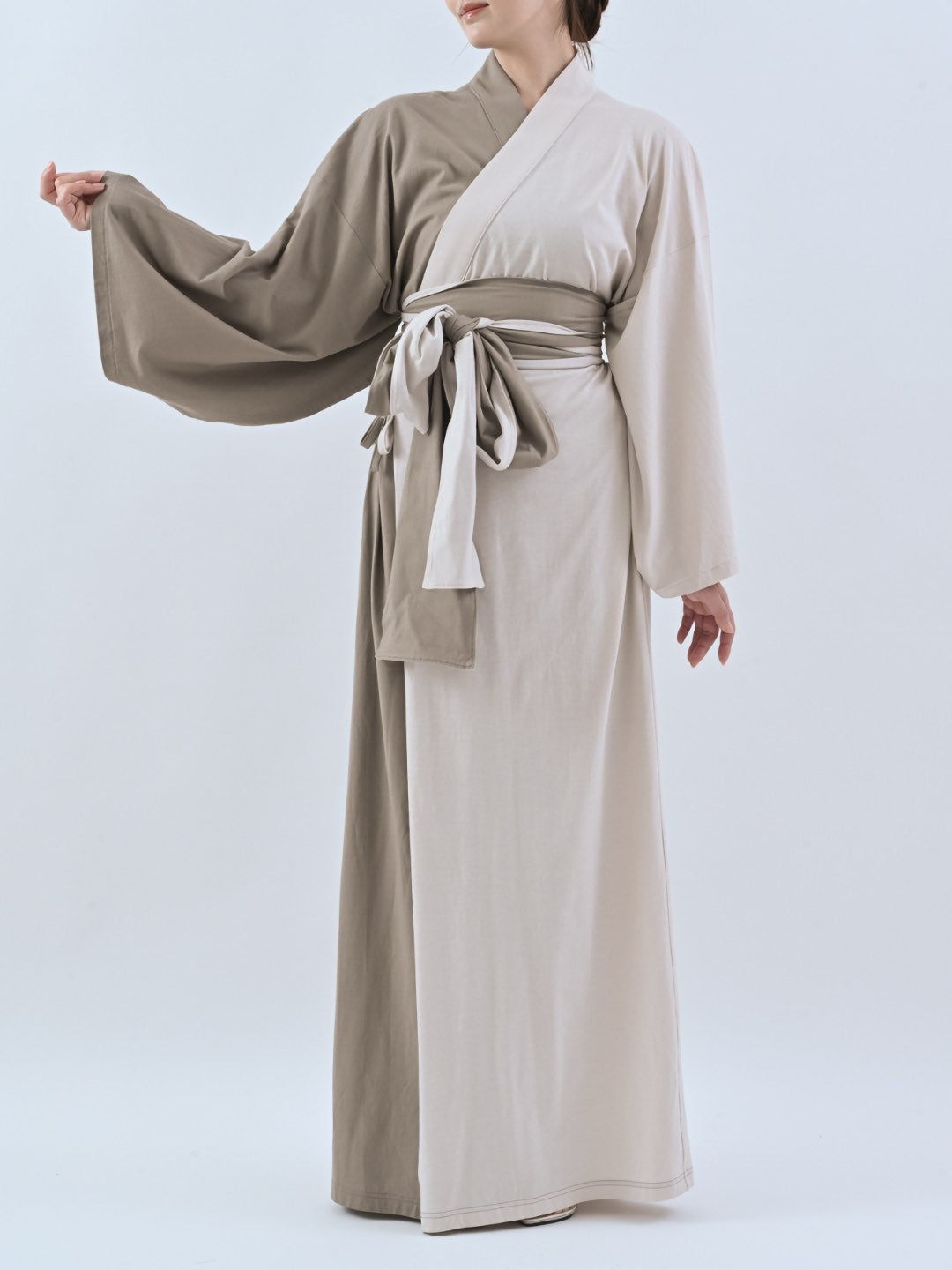 
                  
                    YUKATA 涼  Bicolor (Greige ×  Ekuru)
                  
                
