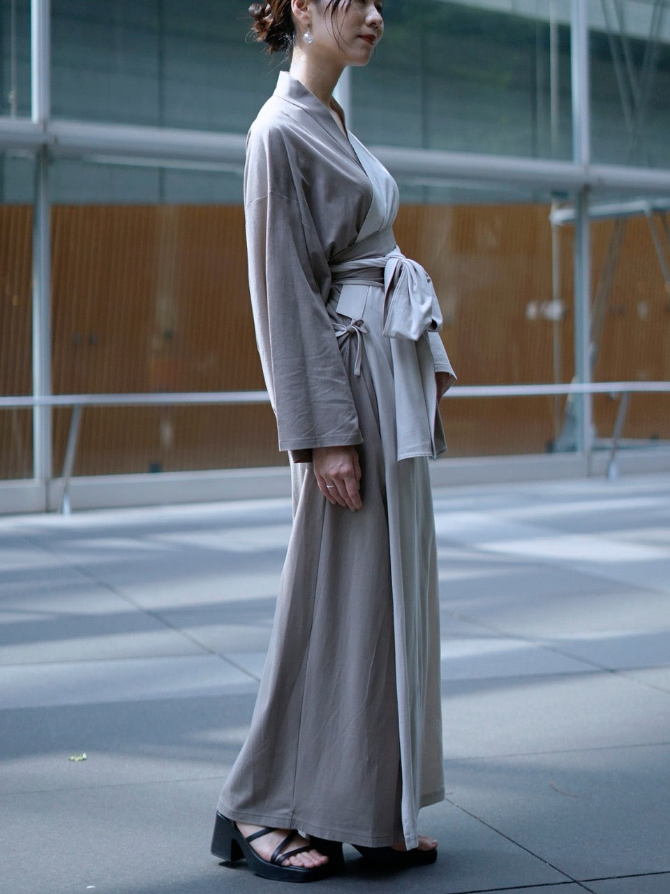 
                  
                    YUKATA 涼  Bicolor (Greige ×  Ekuru)
                  
                