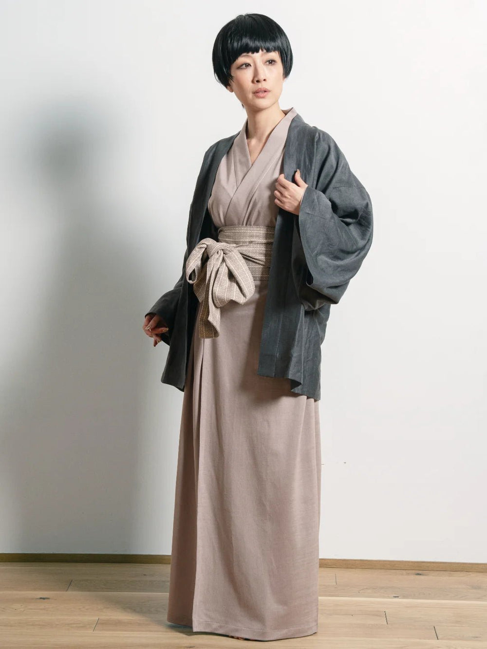 HAORI Linen (Charcoal / 墨黒) – Nanafu｜YUKATA
