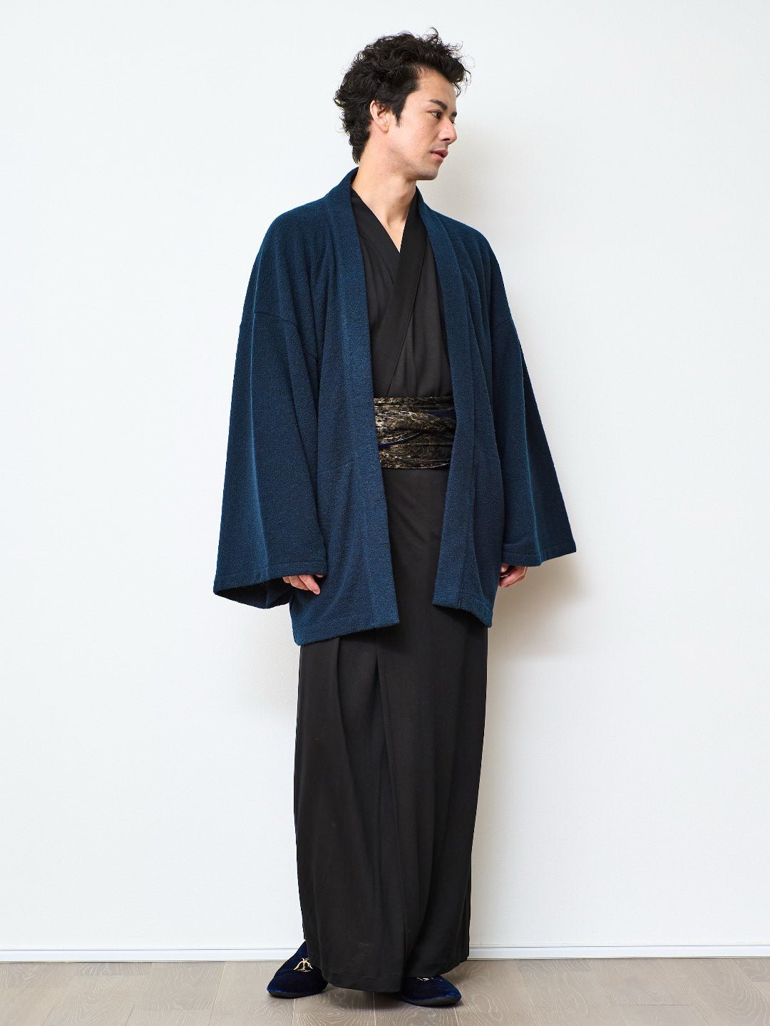 
                  
                    HAORI カーディガン Wool (Deep Blue) - Nanafu｜YUKATA
                  
                