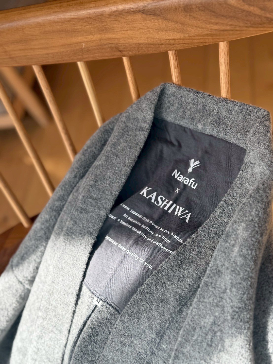 
                  
                    HAORI カーディガン Wool (Grey) KASHIWAコラボカラー - Nanafu｜YUKATA
                  
                