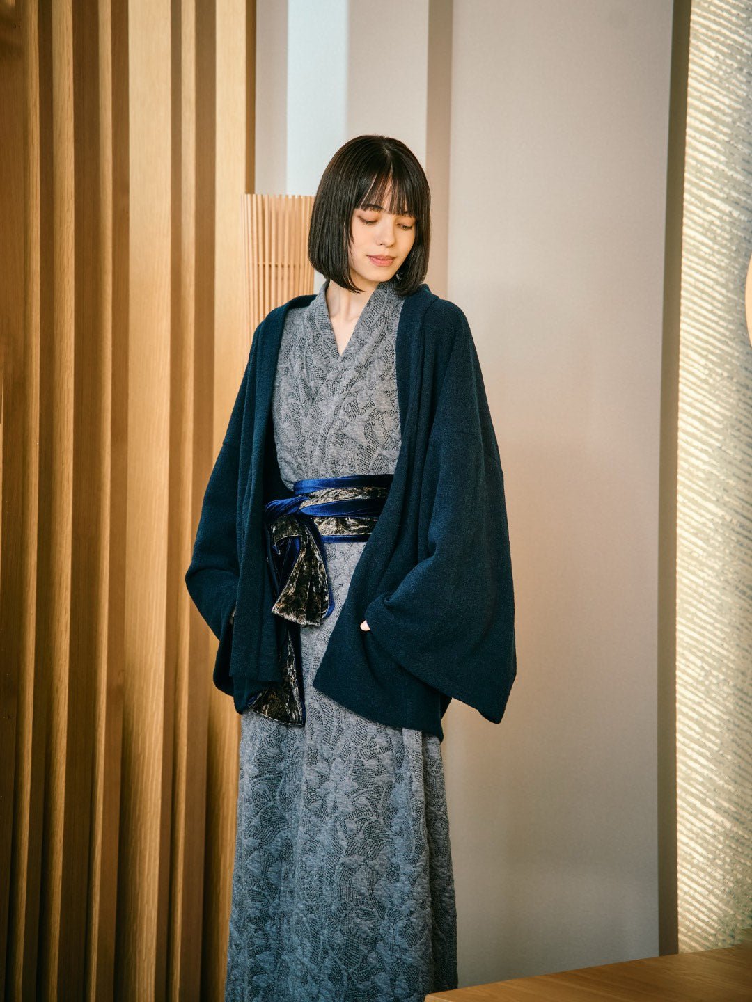 
                  
                    HAORI カーディガン Wool (Grey) KASHIWAコラボカラー - Nanafu｜YUKATA
                  
                