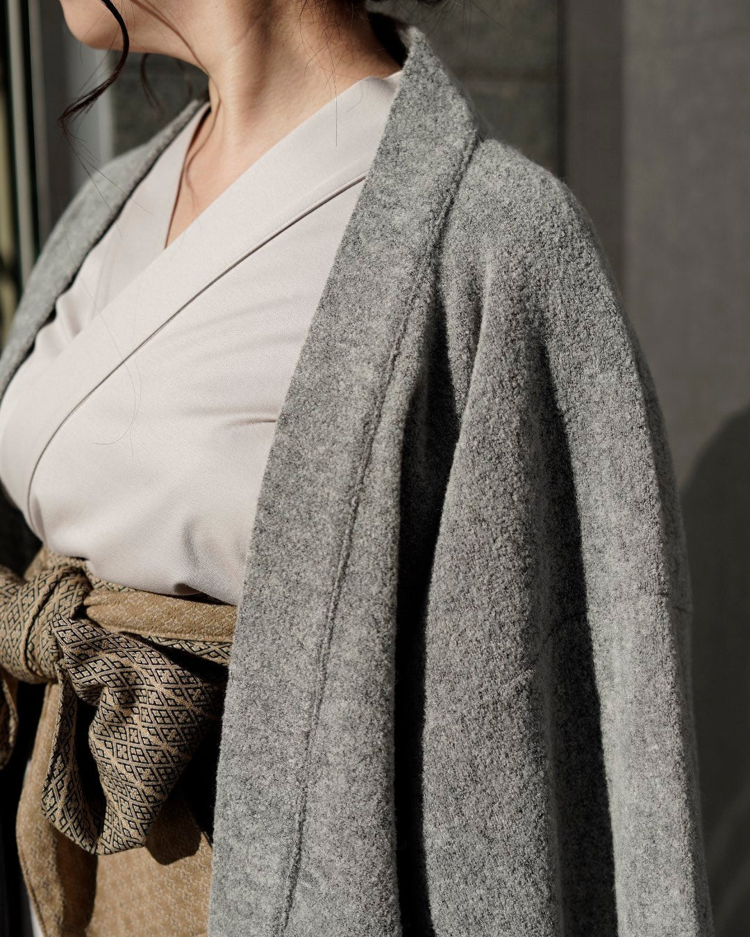 
                  
                    HAORI カーディガン Wool (Grey) KASHIWAコラボカラー - Nanafu｜YUKATA
                  
                