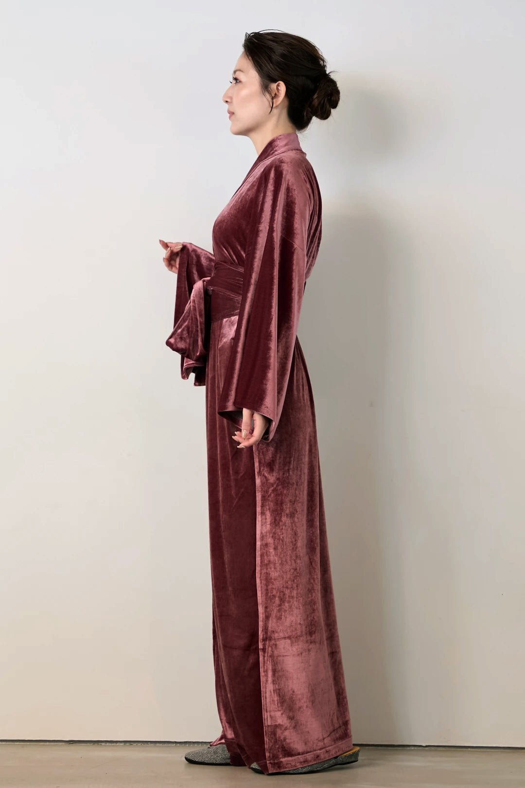 浴衣ルームウェア・ロイヤルベロア（カベルネ） - Yukata Roomwear Royal Velor - cabernet - Nanafu｜YUKATA Roomwear