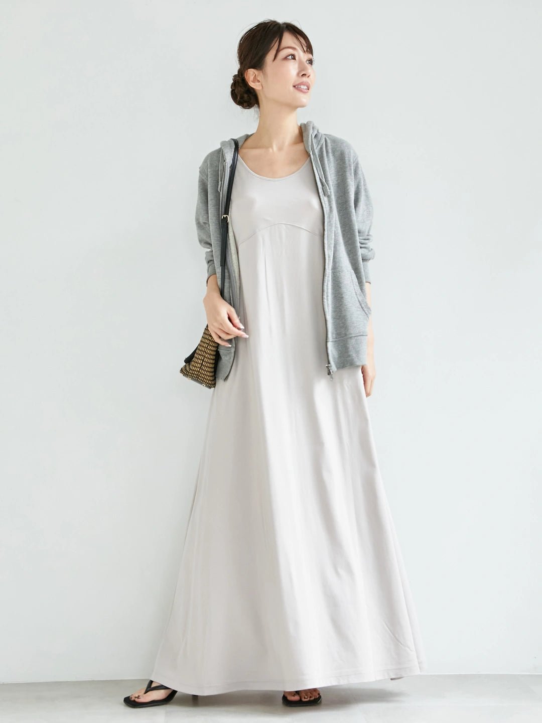 
                  
                    インナーワンピース-ライトグレー- Inner Dress-Grey- - Nanafu｜YUKATA Roomwear
                  
                