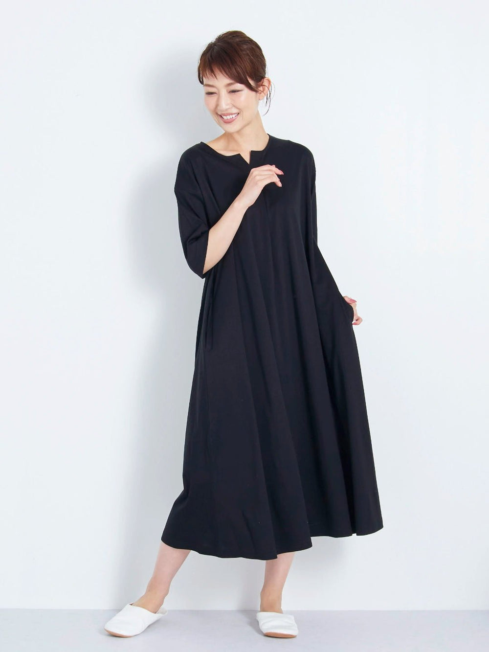 キーネック・ワンピース- ブラック - Key neck one-piece -Black